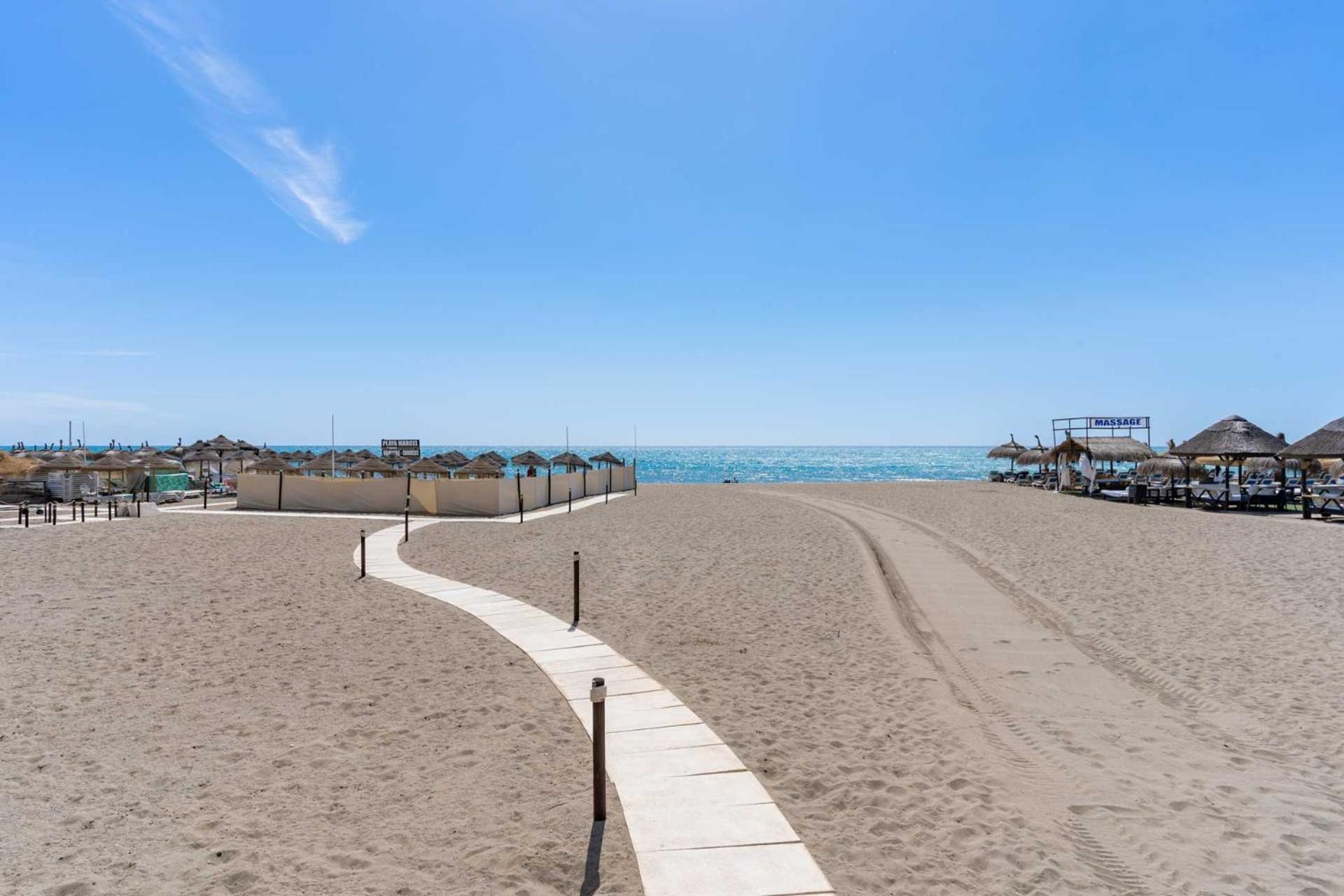 Torremolinos Playamar Primera Linea De Playa Urb. La Farola Kültér fotó